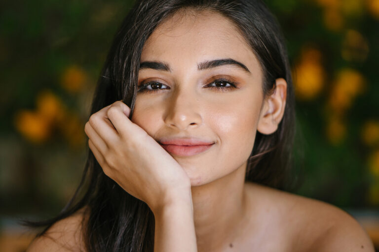 olive skin burns mildly, tans gradually Olive Skin: Burns Mildly, Tans Gradually